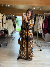 Charger l&#39;image dans la galerie, Robe longue motif bleu, camel , chocolat SANDRA (40 au 48)