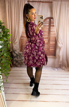 Charger l'image dans la galerie, Robe courte bordeaux à motif fleurs NORA (36 au 48)