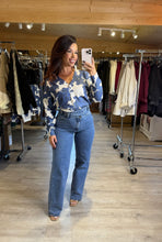 Charger l&#39;image dans la galerie, Jean bleu large LUCIA (34 au 42)