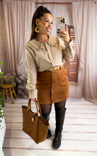 Charger l'image dans la galerie, Chemise vichy col Claudine camel ORLANE (36 au 48)