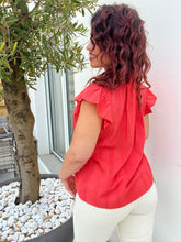 Charger l&#39;image dans la galerie, Chemisier corail broderie anglaise Tatiana ( 34 au 48 )