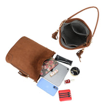 Charger l&#39;image dans la galerie, Sac effet daim Camel CATIA