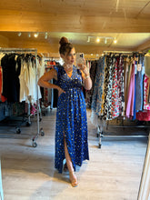 Charger l&#39;image dans la galerie, Robe Izïa léopard bleu ( taille 34 au 48 )
