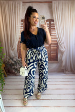 Charger l'image dans la galerie, Chemisier bleu marine dentelle OLIVIA (34 au 48)