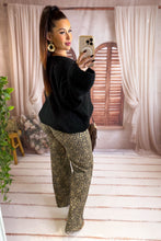 Charger l'image dans la galerie, Maxi pull tout doux col en v noir LIV (36 au 44)