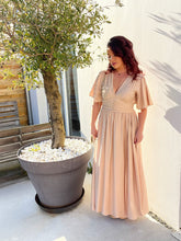 Charger l&#39;image dans la galerie, Robe beige AMOR ( 34 au 48 )
