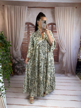 Charger l'image dans la galerie, Robe loose kaki THAIS (38 au 46