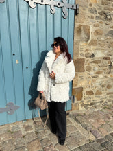 Charger l&#39;image dans la galerie, Manteau mi-long bouclette écru REINE (36 au 44)