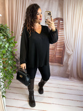 Charger l'image dans la galerie, Blouse plissé noir KAMILA (38 au 48)