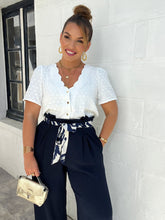 Charger l'image dans la galerie, Chemisier blanc lova ( 36 au 40 )