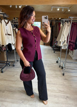 Charger l&#39;image dans la galerie, Gilet bordeaux BELLE (34 au 40 )