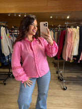 Charger l'image dans la galerie, Chemise rose dentelle ROSALIA (36 au 48)