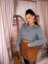 Charger l'image dans la galerie, Chemise vichy col Claudine bleu marine ORLANE (36 au 48)