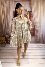 Charger l'image dans la galerie, Robe loose motif bandana beige HELENA (36 au 46)