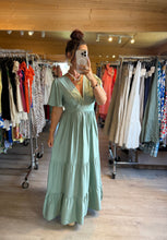 Charger l'image dans la galerie, Robe vert d’eau NEYA ( taille 40 au 48 )New