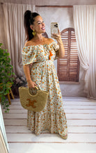 Charger l'image dans la galerie, Robe col bardot beige fleuri HANEIA (36 au 44)