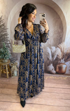 Charger l&#39;image dans la galerie, Robe longue bleu marine motif marron LUMI (40 au 48)