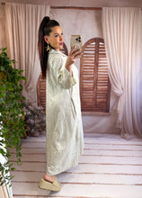 Charger l'image dans la galerie, Robe chemise brodé motif fleurs beige MAYA (36 au 46)