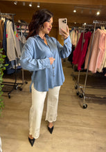 Charger l'image dans la galerie, Chemise loose en jeans denim OPALE (36 au 48)