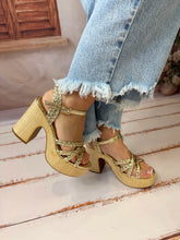 Charger l'image dans la galerie, Sandale compensées gold CAPUCINE (36 au 41)