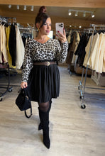 Charger l&#39;image dans la galerie, Pull fin léopard écru CLARA (36 au 48)