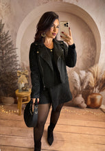 Charger l&#39;image dans la galerie, Jupe short noir étincelle ZÉLIE (36 au 52)⭐️