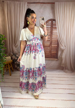 Charger l'image dans la galerie, Robe longue blanche à motif rose et bleu ISILIA (36 au 48 )