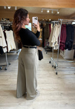 Charger l&#39;image dans la galerie, Pantalon costume taupe AUREL (36 au 40)