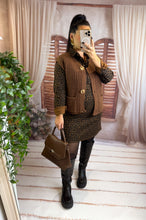 Charger l'image dans la galerie, Gilet sans manche boutons or chocolat BILLIE (34 au 46)