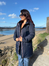 Charger l&#39;image dans la galerie, Imperméable fouré polaire  bleu marine LAURE (36 au 48)