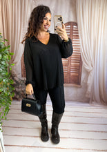 Charger l'image dans la galerie, Blouse plissé noir KAMILA (38 au 48)