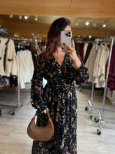 Charger l'image dans la galerie, Robe longue noir à motif BLANDINE (40 au 48)