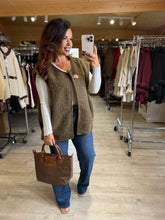 Charger l&#39;image dans la galerie, Veste sans manches chocolat CLARISSE (40 au 48)