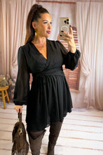 Charger l'image dans la galerie, Robe courte noir NORA (36 au 48)