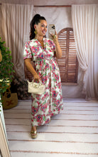 Charger l'image dans la galerie, Robe blanc motif fleuri rose team petite TALI (40 au 48)