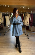 Charger l&#39;image dans la galerie, Robe courte large jeans SABRINA ( taille 36 au 50 )