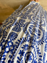 Charger l&#39;image dans la galerie, Robe Izïa motif bleu arabesque ( reste taille s/m , m/l )
