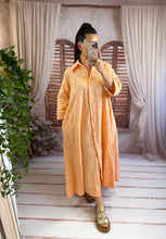 Charger l'image dans la galerie, Robe chemise brodé motif fleurs orange MAYA (36 au 46)