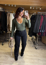 Charger l&#39;image dans la galerie, Jean Wide leg noir FELICIA (38 au 48)