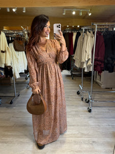 Robe longue taupe motif fleuri camel MANON (40 au 48)