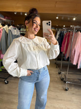 Charger l'image dans la galerie, Chemise uni, col Claudine blanche YULIA (34 au 48)