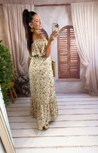 Charger l'image dans la galerie, Robe col bardot beige fleuri HANEIA (36 au 44)