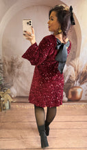 Charger l'image dans la galerie, Robe en sequins bordeaux noeud noir dans le dos ANASTASIA (34 au 42)