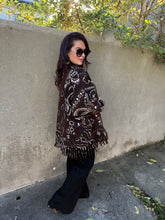 Charger l&#39;image dans la galerie, Manteaux poncho en laine chocolat motif bandana ANOUK (36 au 48)