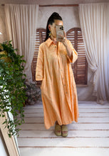 Charger l'image dans la galerie, Robe chemise brodé motif fleurs orange MAYA (36 au 46)