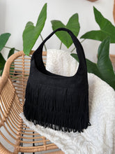 Charger l&#39;image dans la galerie, Grand sac noir a lanières ANSIA