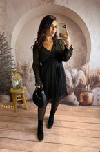 Charger l&#39;image dans la galerie, Robe courte noir liseré pailleté MAÉLYS (36 au 48)⭐️