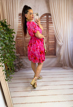 Charger l'image dans la galerie, Robe courte fuchsia motif rouge AURÉLIE (36 au 48)