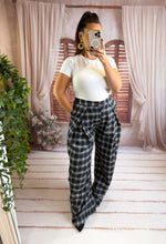 Charger l'image dans la galerie, Pantalon barrel carreaux noir MARINE (36 au 40)