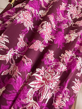 Charger l'image dans la galerie, Robe courte bordeaux à motif fleurs NORA (36 au 48)
